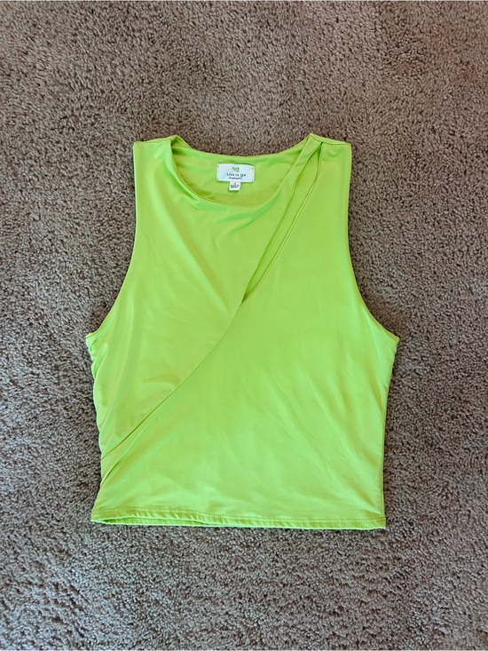 live in the moment Tops - Lime Green Crop Top